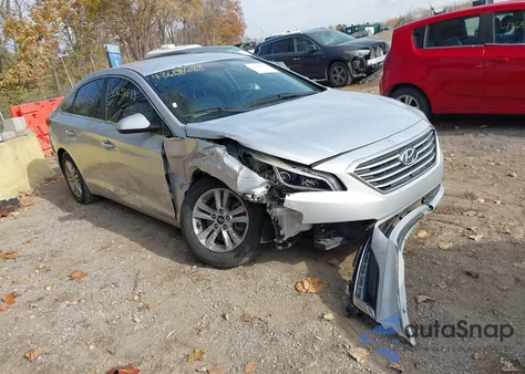 2015 Hyundai Sonata Se from USA, damaged, VIN 5NPE24AF9FH087306